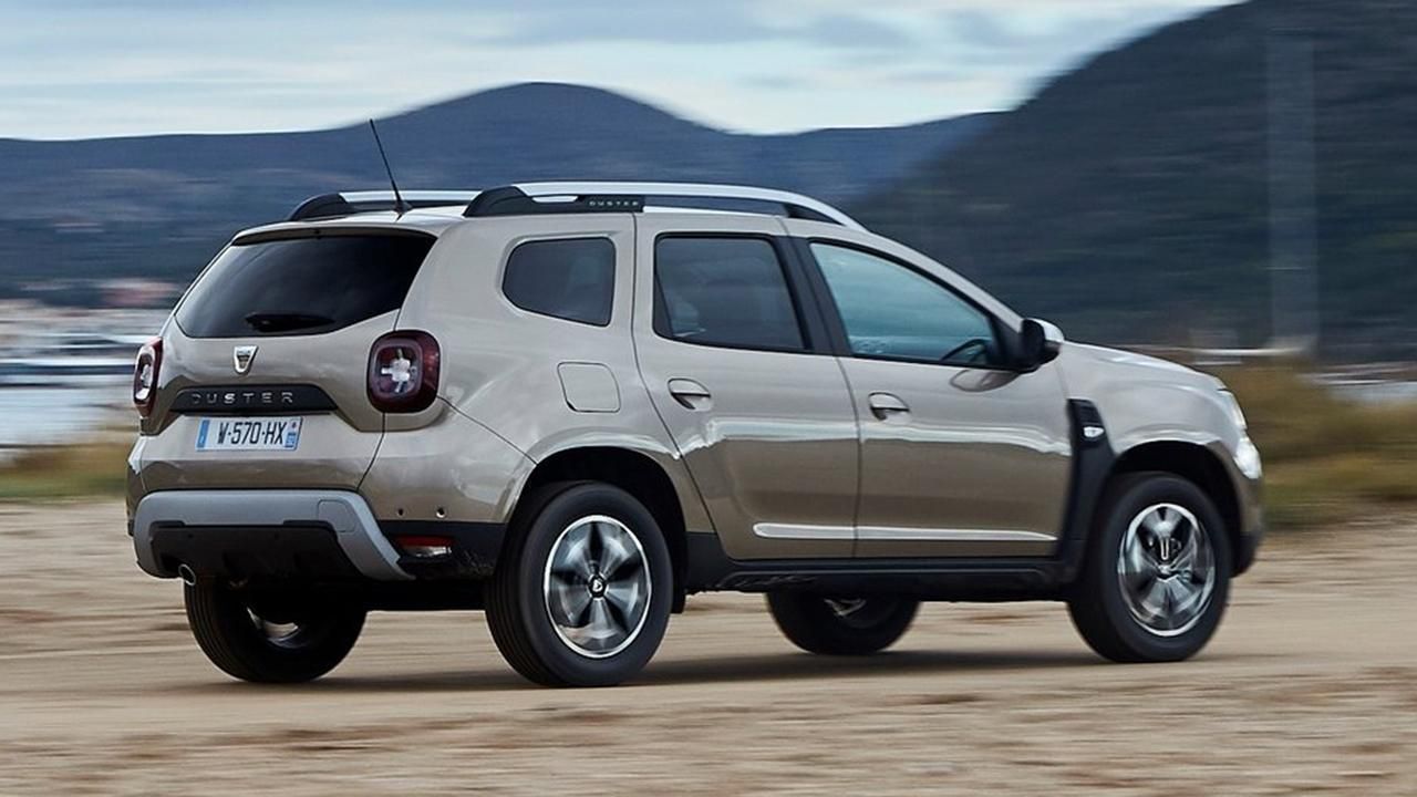 Dacia Duster - posterior