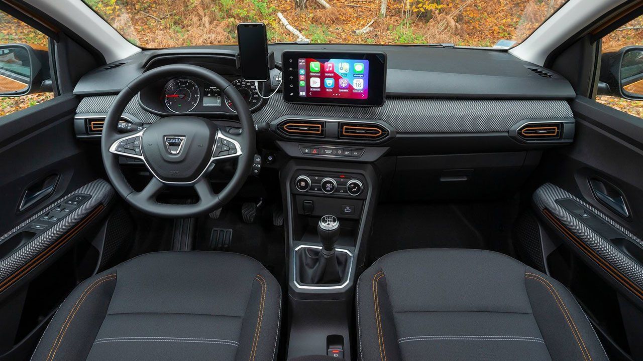 Dacia Sandero Stepway 2021 - interior