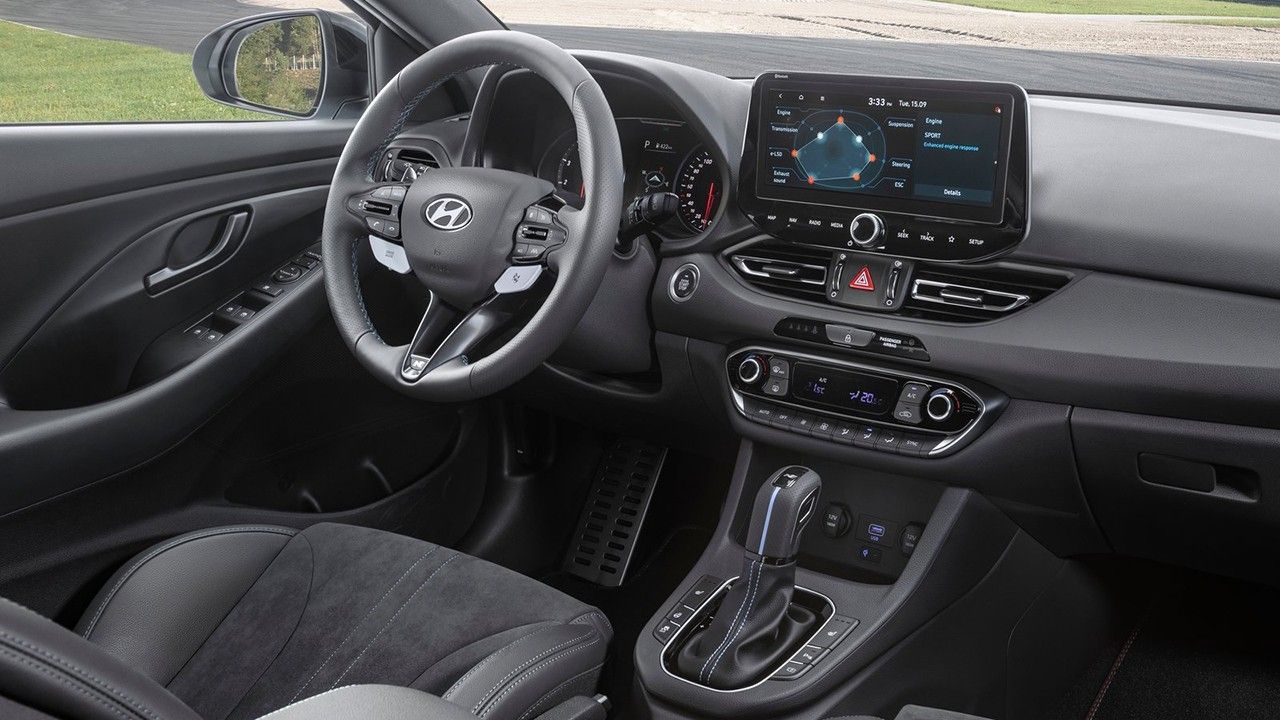 Hyundai i30 N 2021 - interior