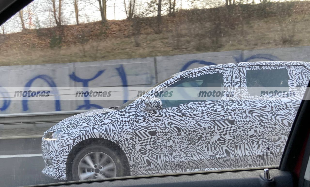 ¡Cazado! Primeras fotos espía del nuevo Skoda Fabia 2021