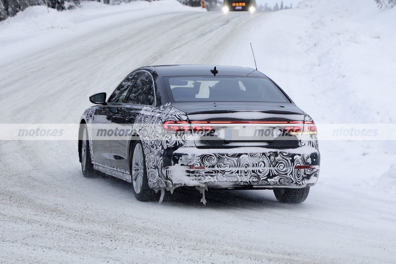 Foto espía Audi A8 Facelift 2022 - exterior