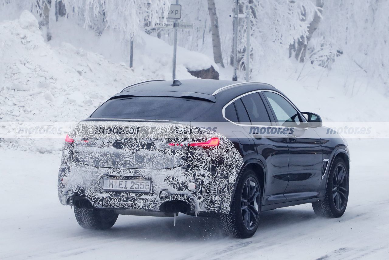 Foto espía BMW X4 M40 Facelift 2022 - exterior