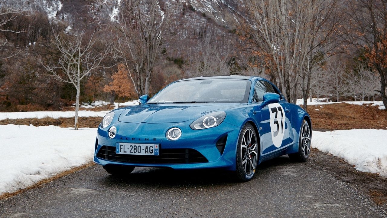 Esteban Ocon y el Alpine A110S, juntos en el Rally de Montecarlo