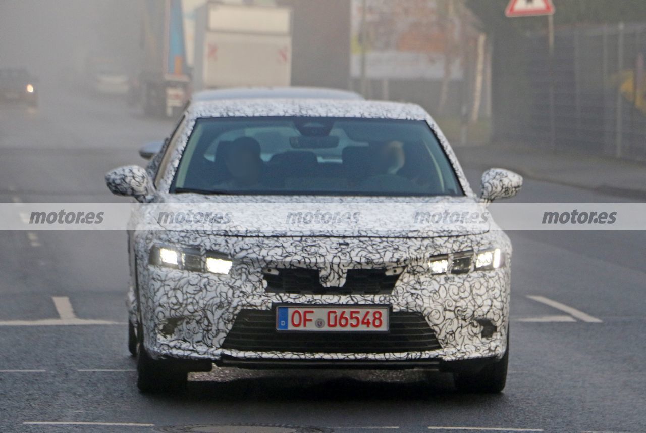 El nuevo Honda Civic Hatchback 2022 debuta en fotos espía en Europa 