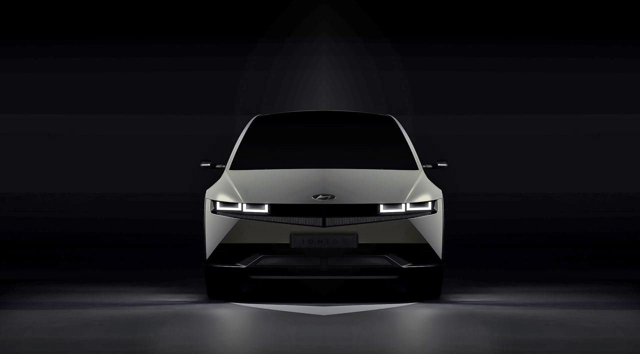 Tres nuevos teasers descubren el diseño vanguardista del IONIQ 5 2021