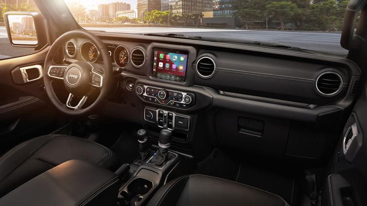 Jeep Gladiator - interior