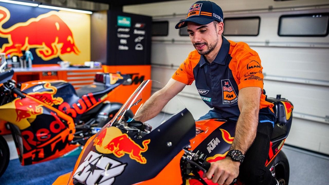 Miguel Oliveira ya luce los colores oficiales del equipo KTM de MotoGP