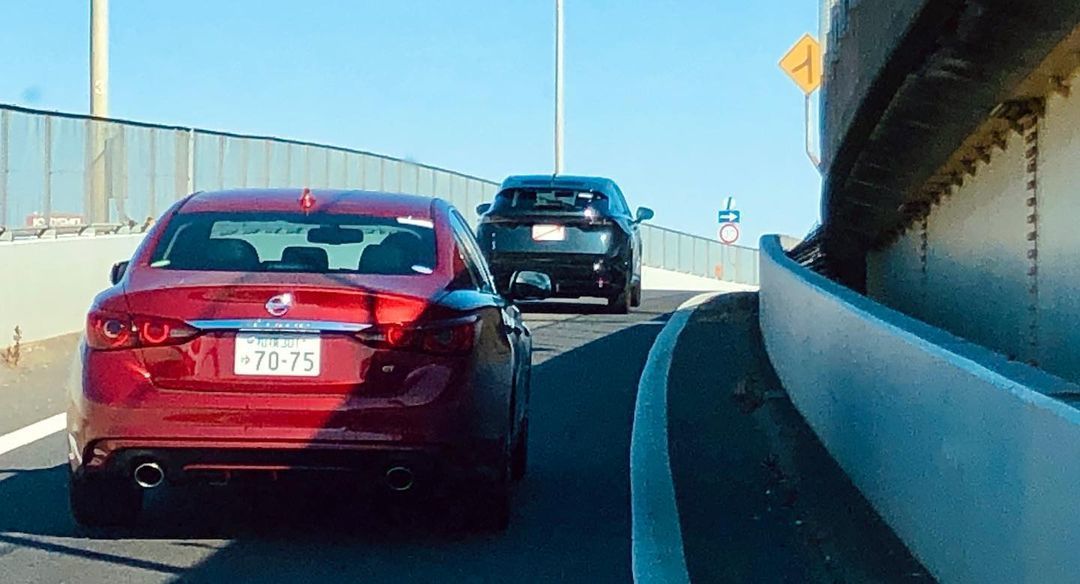 El nuevo Nissan Ariya, grabado en un vídeo espía en pruebas por Japón