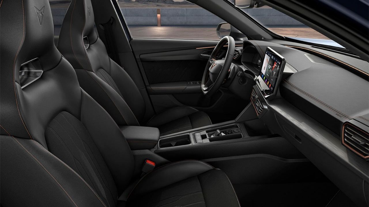 CUPRA Formentor e-Hybrid - interior