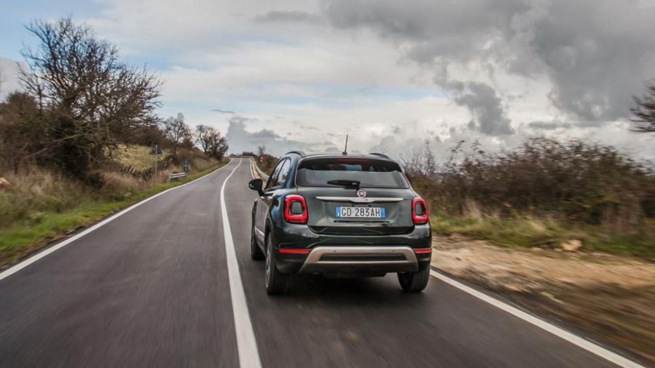 FIAT 500X Cross 2021 - posterior