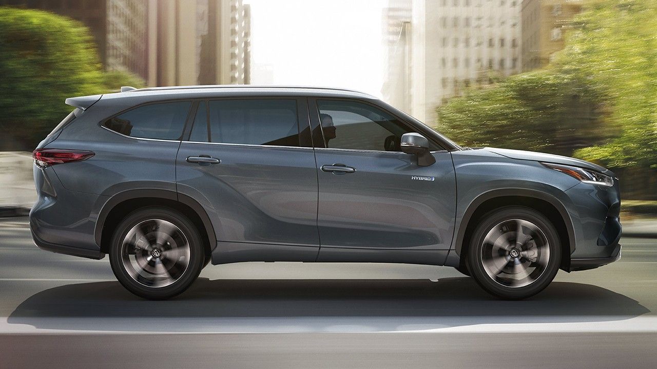 Toyota Highlander 2021 - lateral