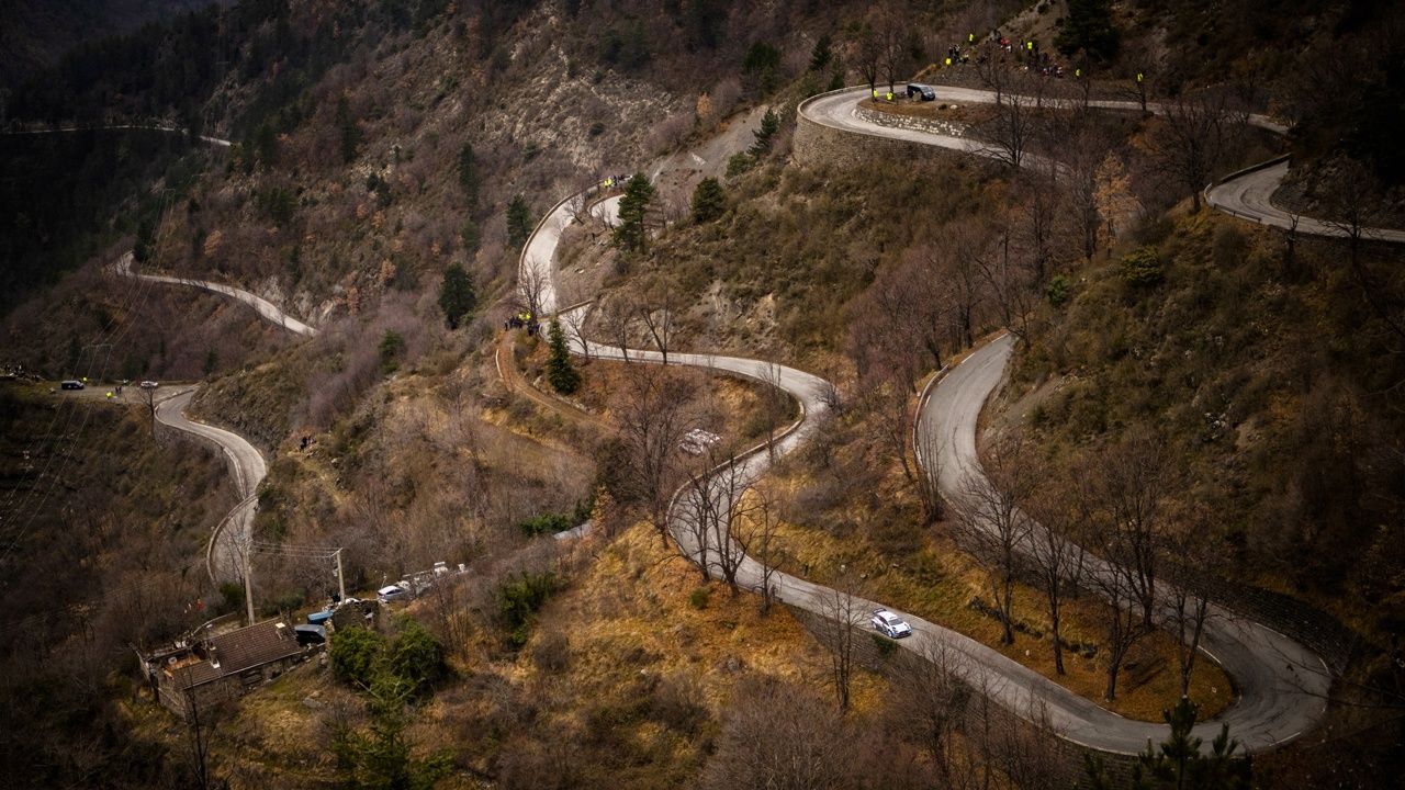 El Rally de Montecarlo, sin tramos por la tarde por el toque de queda