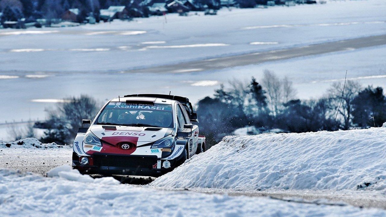 Sébastien Ogier se topa con la dura oposición de Elfyn Evans en el 'Monte'