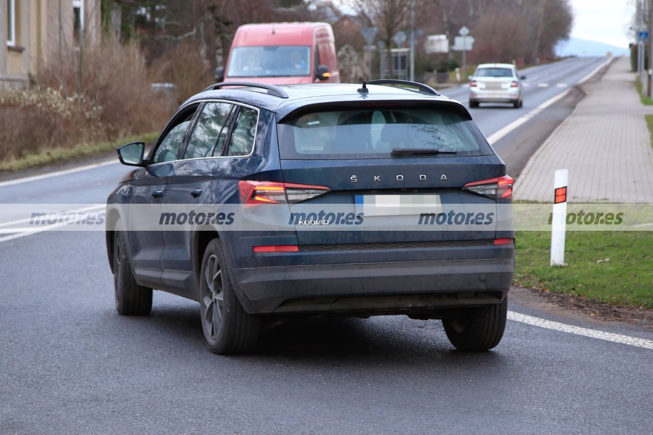 Foto espía Skoda Kodiaq Facelift 2021 - exterior