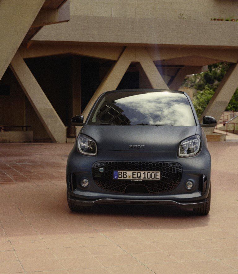 Smart EQ fortwo edition bluedawn, el pequeño eléctrico se vuelve más deportivo