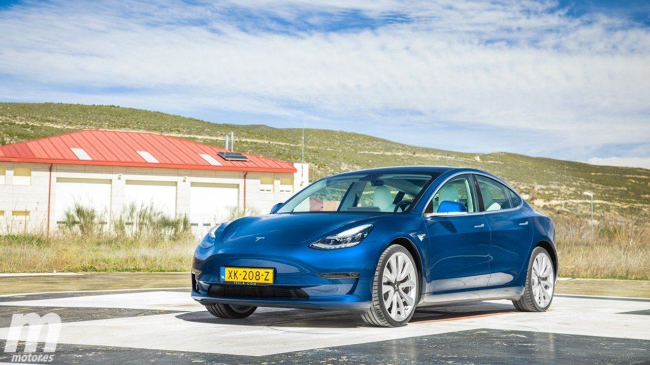 El coche eléctrico capea la caída de las matriculaciones en el Reino Unido