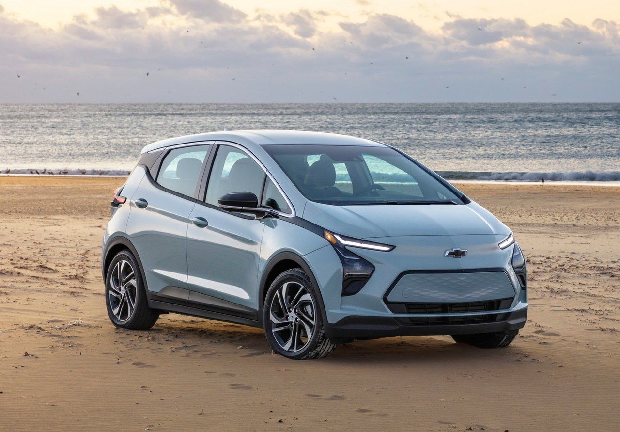 El nuevo Chevrolet Bolt EV 2022 llega con una gran renovación estética y tecnológica