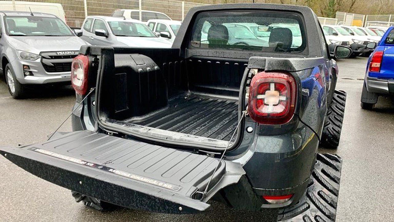 Dacia Duster Pick-up 2021 - posterior