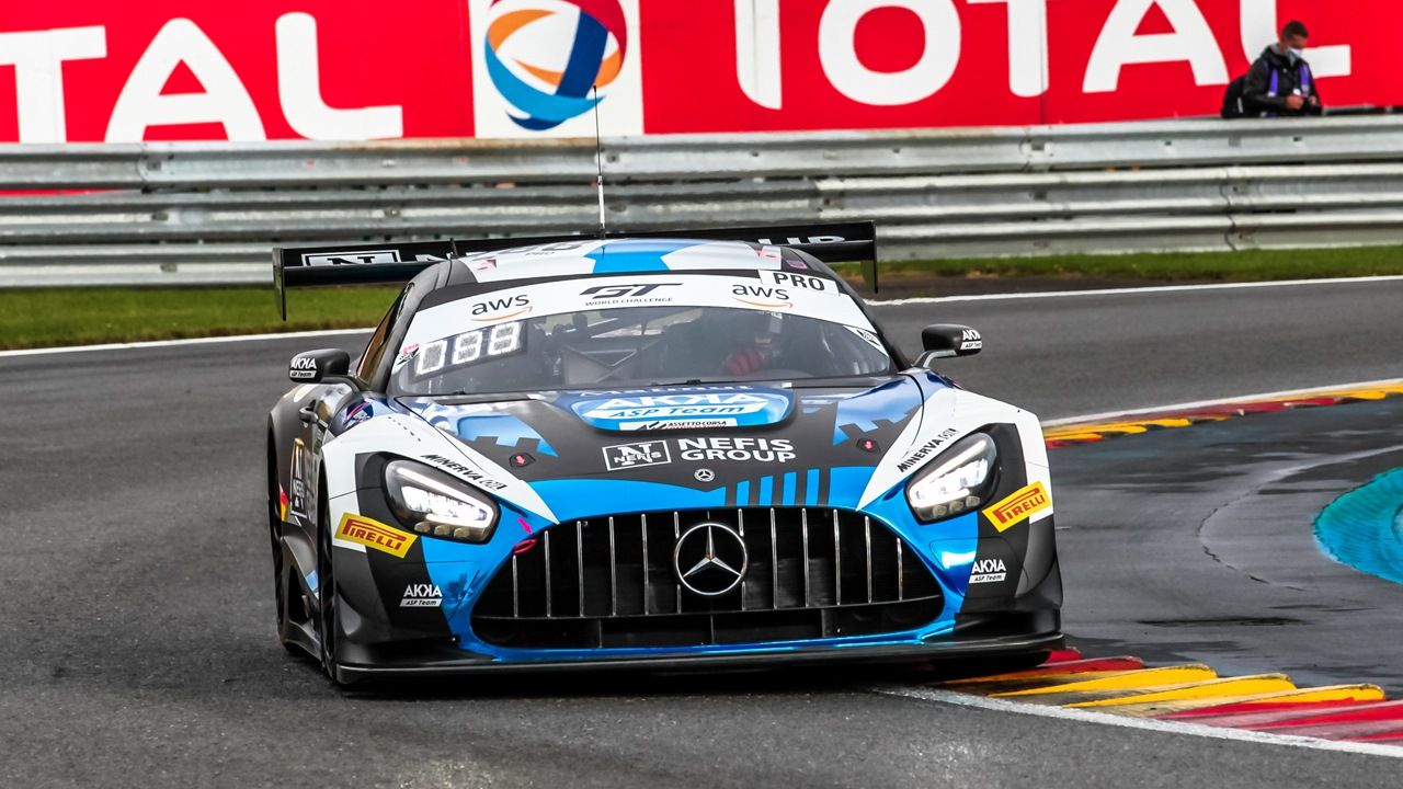 Dani Juncadella, entre los diez pilotos del programa GT de Mercedes