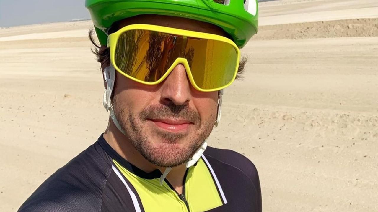 Fernando Alonso, atropellado mientras se entrenaba en bici