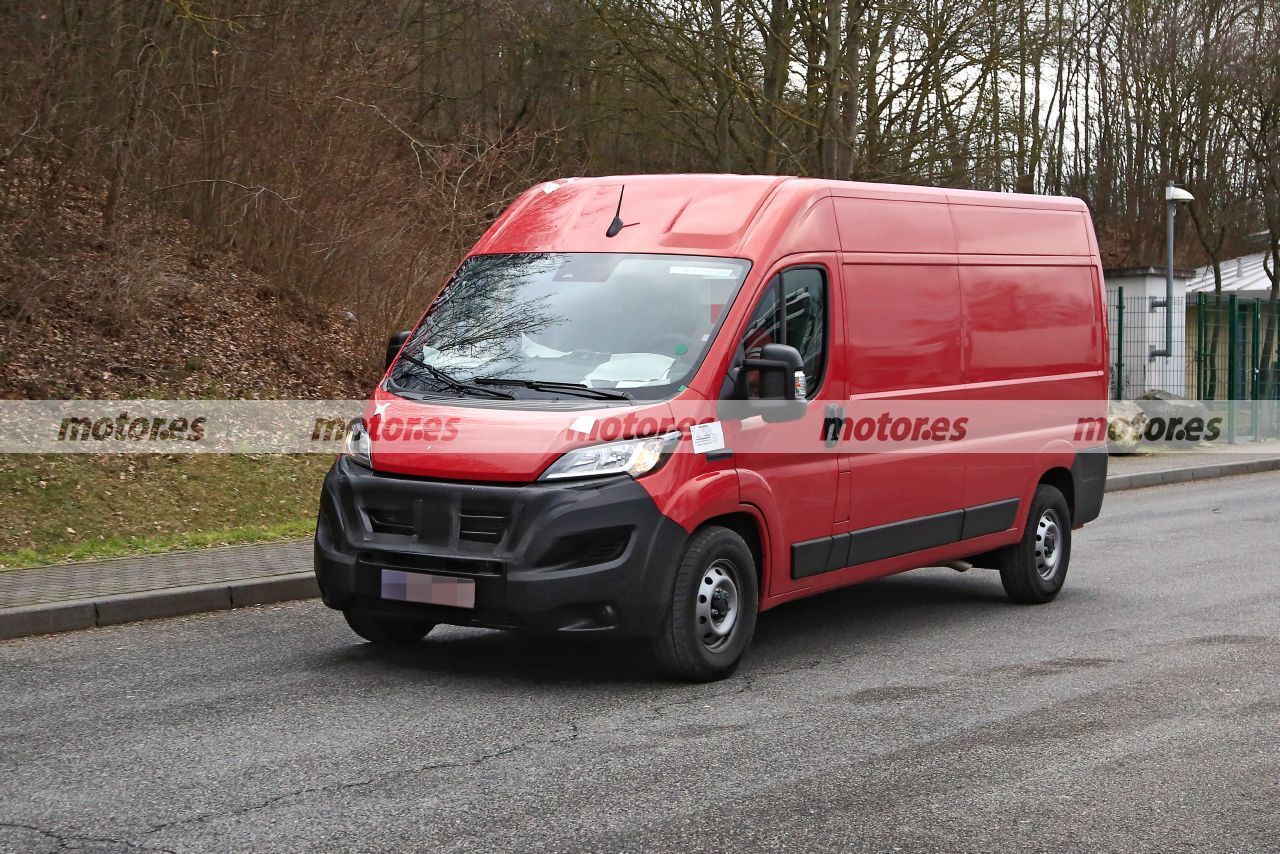 Foto espía FIAT Ducato Facelift 2022 - exterior