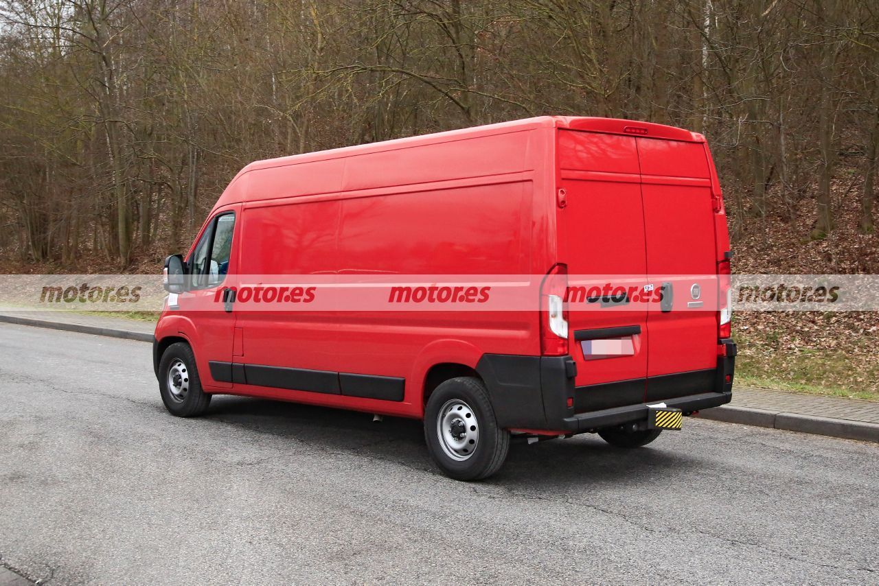 Foto espía FIAT Ducato Facelift 2022 - exterior