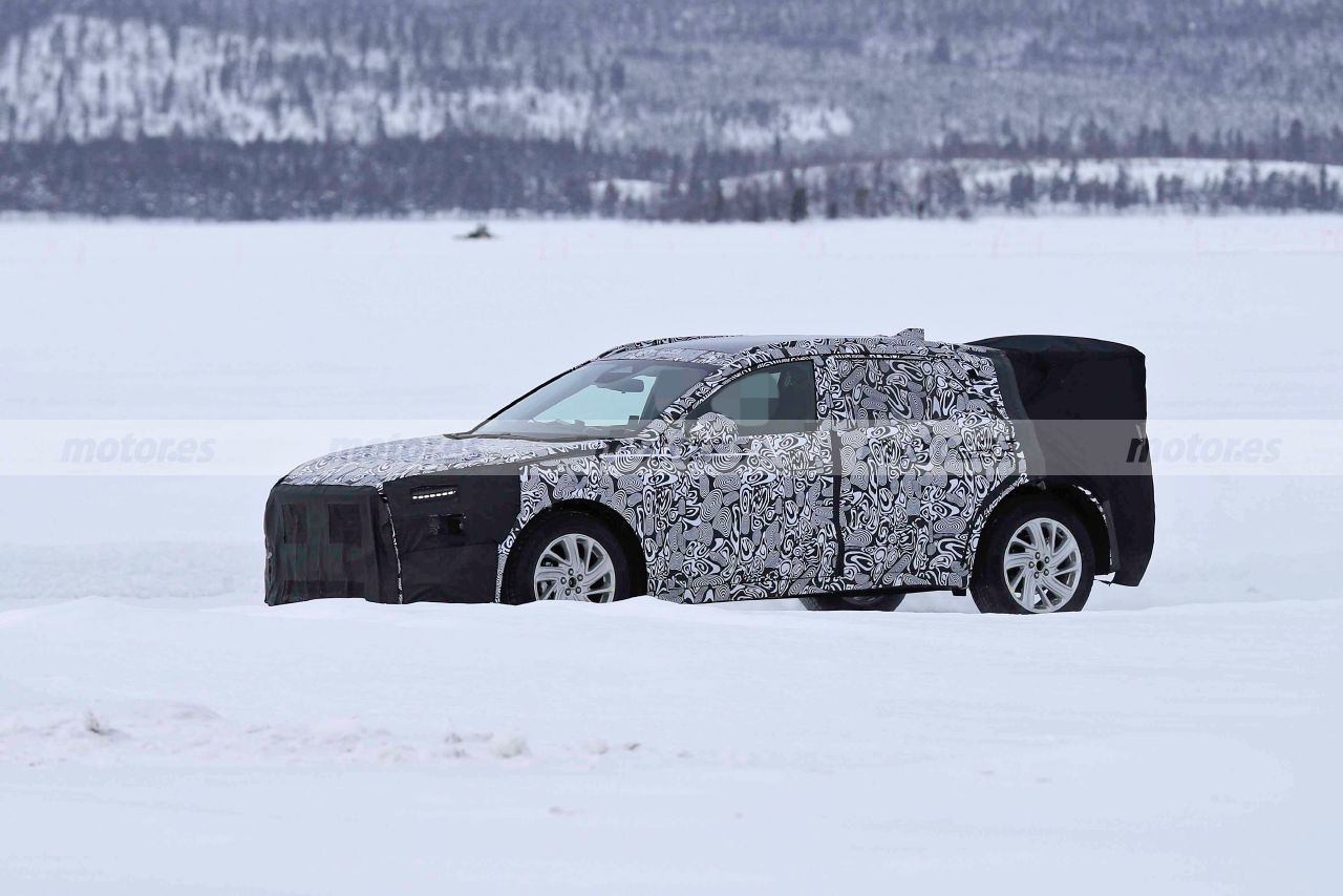 Foto espía Ford Mondeo Evos 2022 - exterior