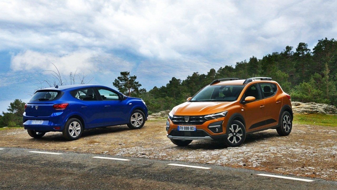 Francia - Enero 2021: El nuevo Dacia Sandero llega pisando fuerte