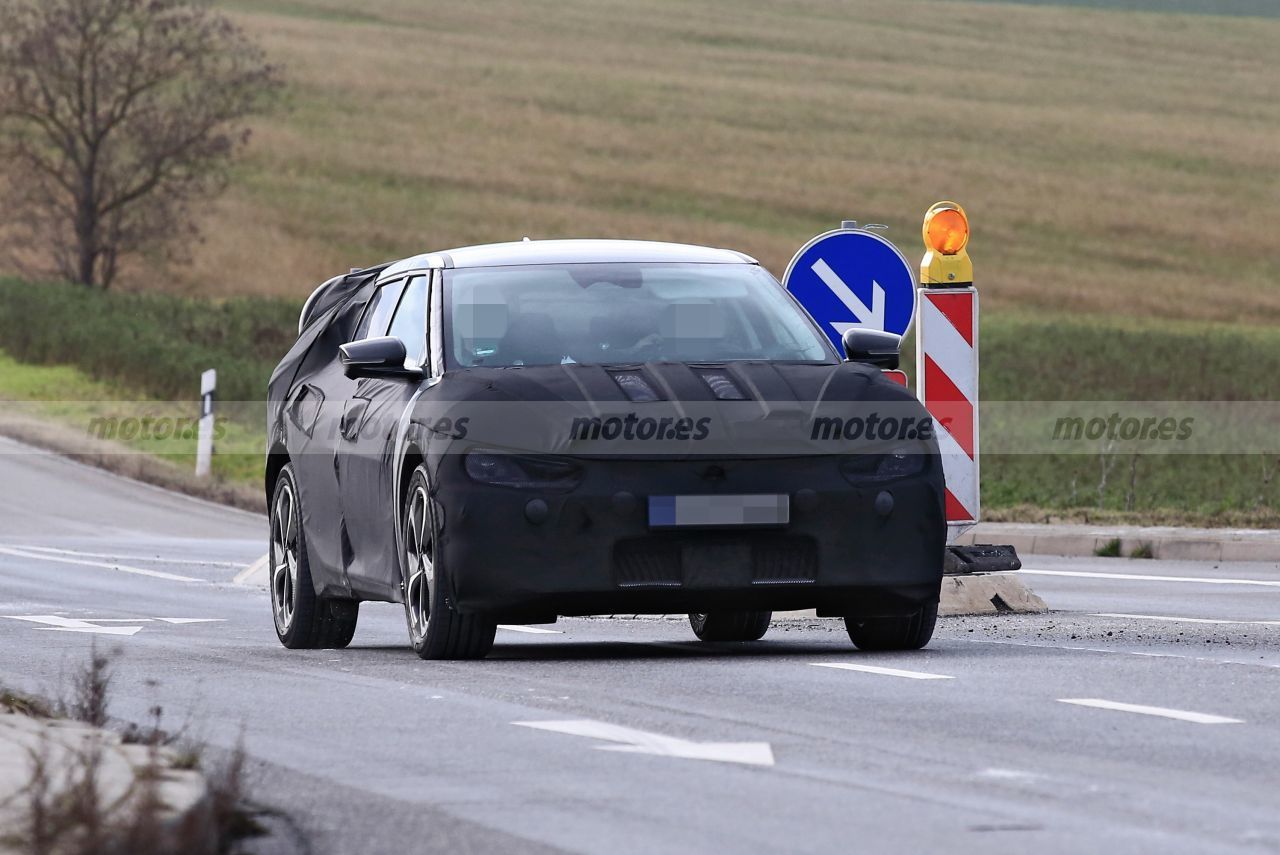 Cazado un prototipo del nuevo KIA EV6 2021, nuevas fotos espía del crossover eléctrico