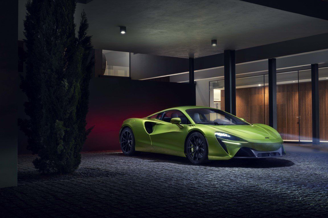 McLaren Artura, llega el primer deportivo híbrido enchufable a gran escala