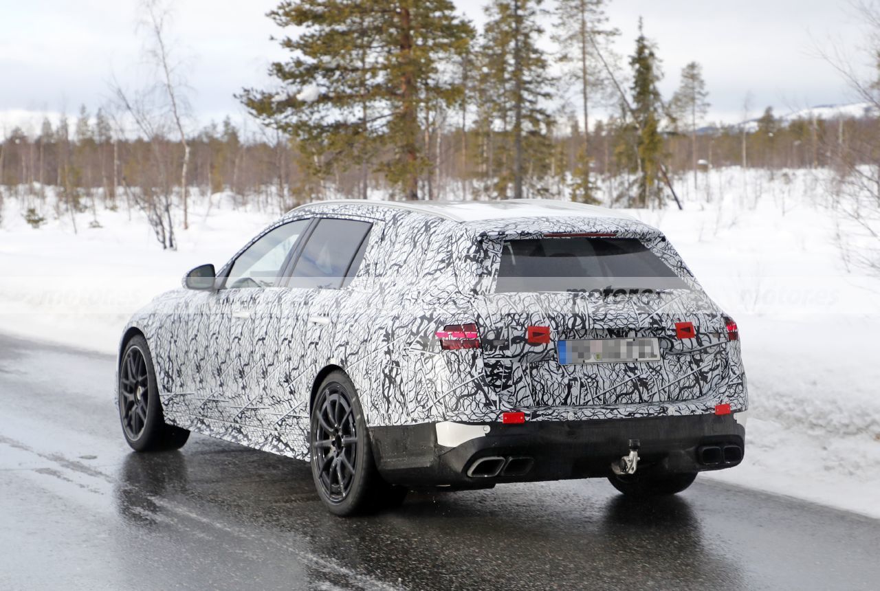 Foto espía Mercedes-AMG C 63 e Estate 2023 - exterior