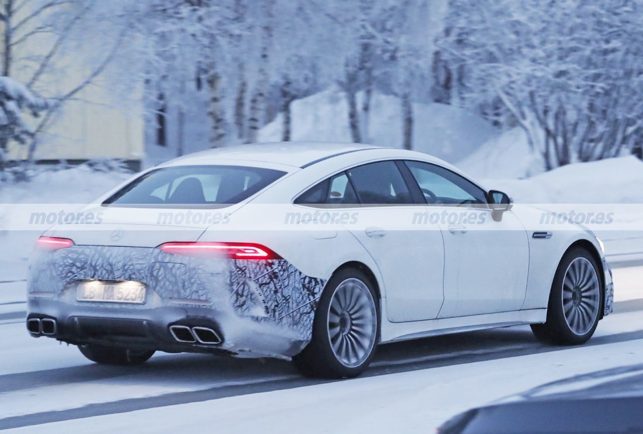 Foto espía Mercedes-AMG GT 73 e 4MATIC Berlina 2021 - exterior