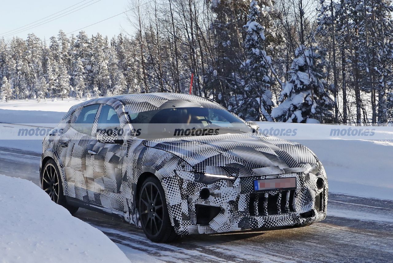 El Ferrari Purosangue al fin cazado durante sus pruebas de invierno