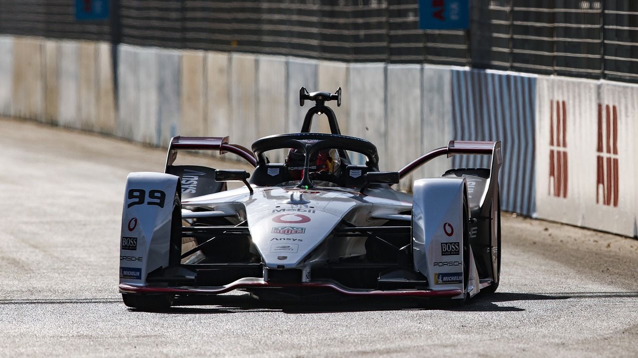 Nyck de Vries y Mercedes logran la primera pole del ePrix de Ad-Diriyah