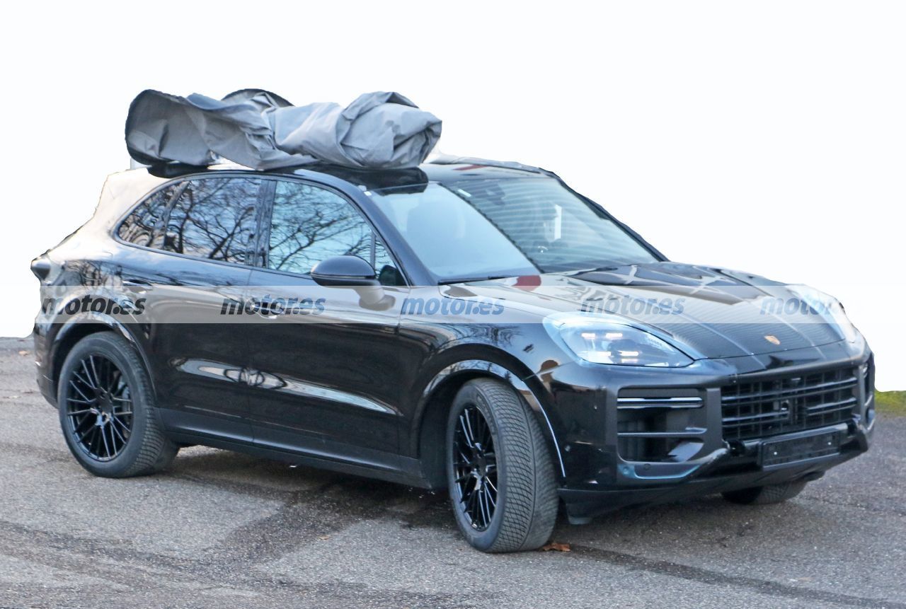 Foto espía Porsche Cayenne Facelift 2023 - exterior