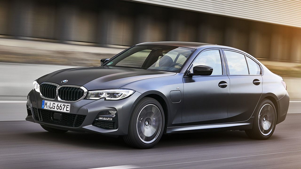 El BMW 320e, la variante híbrida enchufable más básica del Serie 3, ya tiene precio