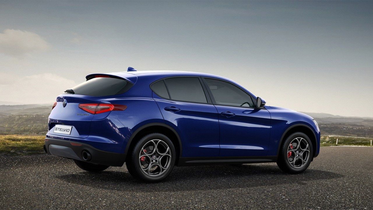 Alfa Romeo Stelvio Sprint Plus - posterior