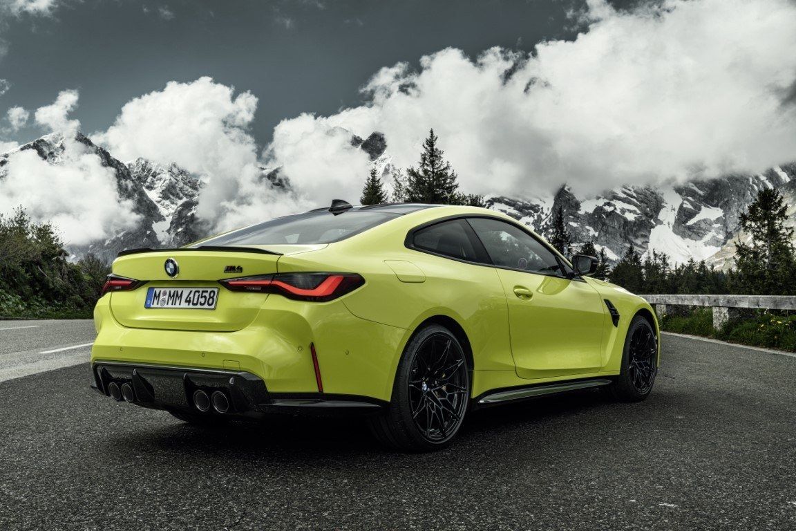 Foto BMW M4 Coupé 2021 - exterior