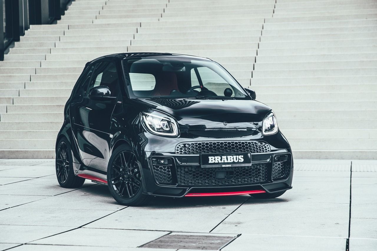 Brabus 92R: un agresivo smart eléctrico descapotable de más de 46.000 €