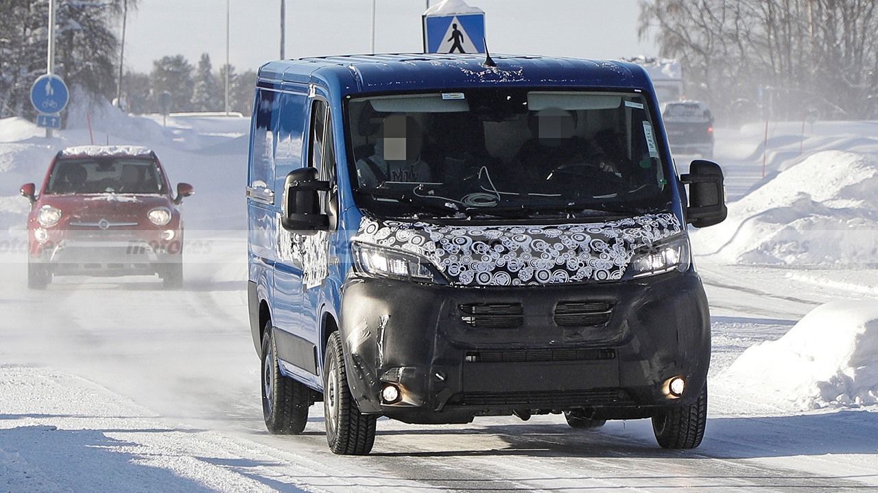 FIAT Ducato 2022 - foto espía frontal