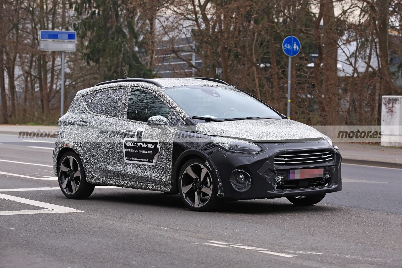 Foto espía Ford Fiesta Active Facelift 2022 - exterior