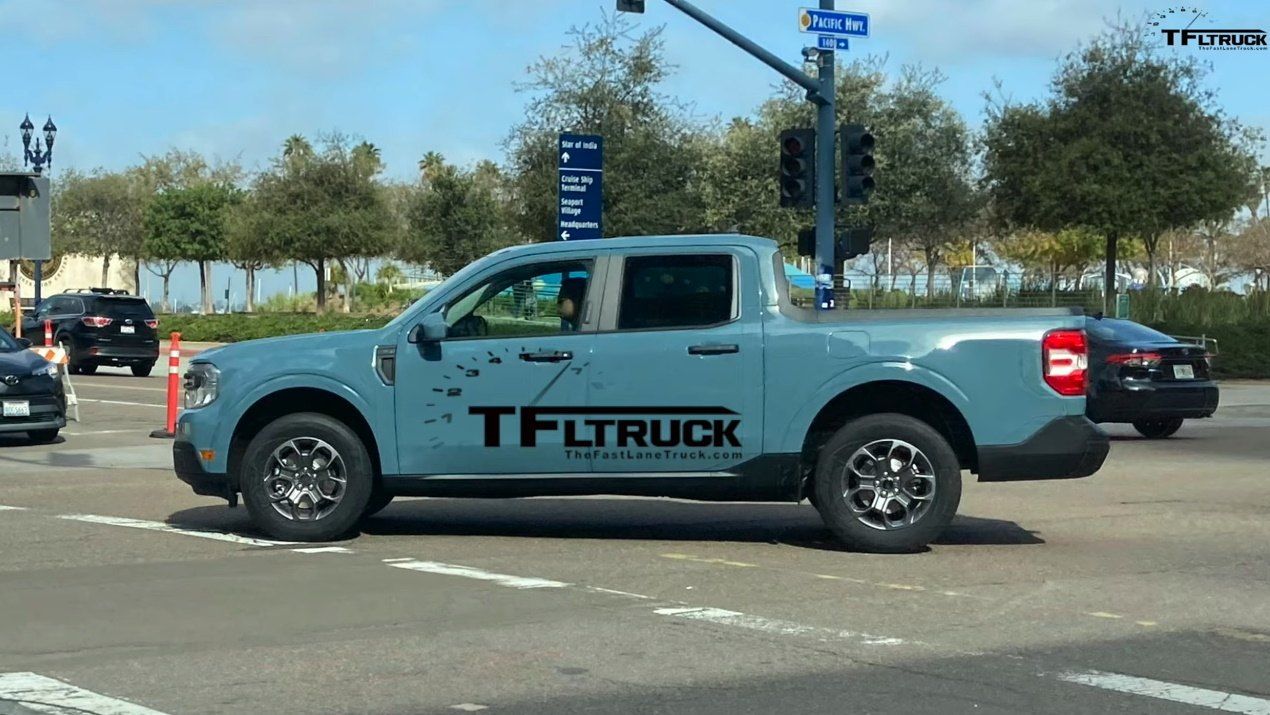 El Ford Maverick 2022 cazado totalmente desnudo por primera vez