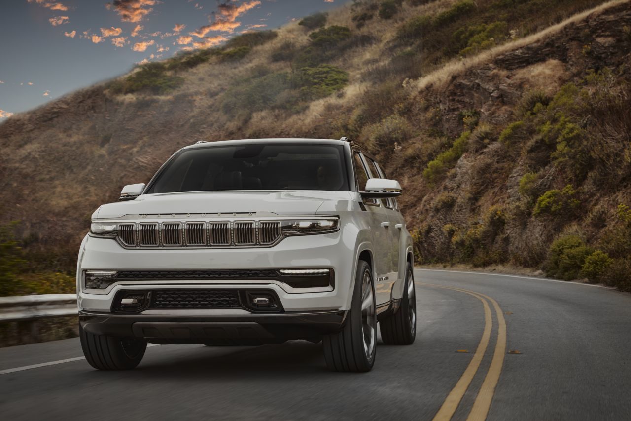 Los Jeep Wagoneer y Grand Wagoneer de producción ya tienen fecha de presentación