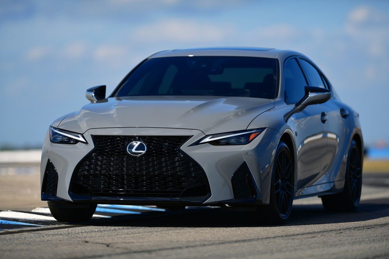 El Lexus IS 500 F Sport Performance de 478 CV estrena edición especial de lanzamiento