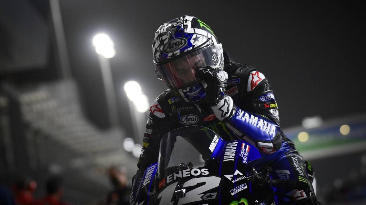 Maverick Viñales conquista el GP de Qatar ante los 'misiles' de Ducati