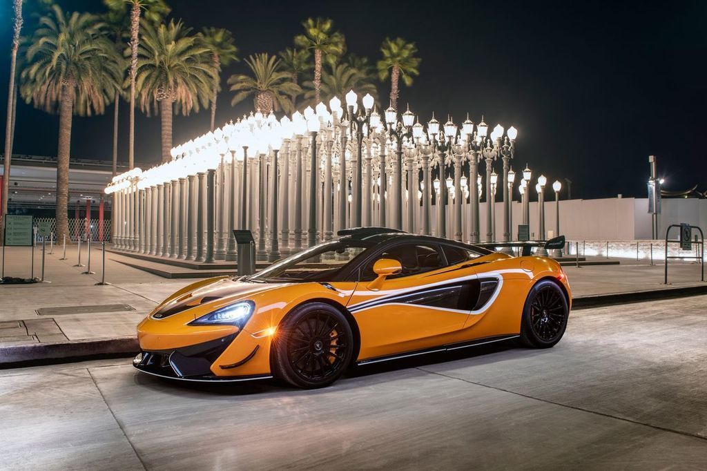 Foto McLaren 620R R Pack - exterior