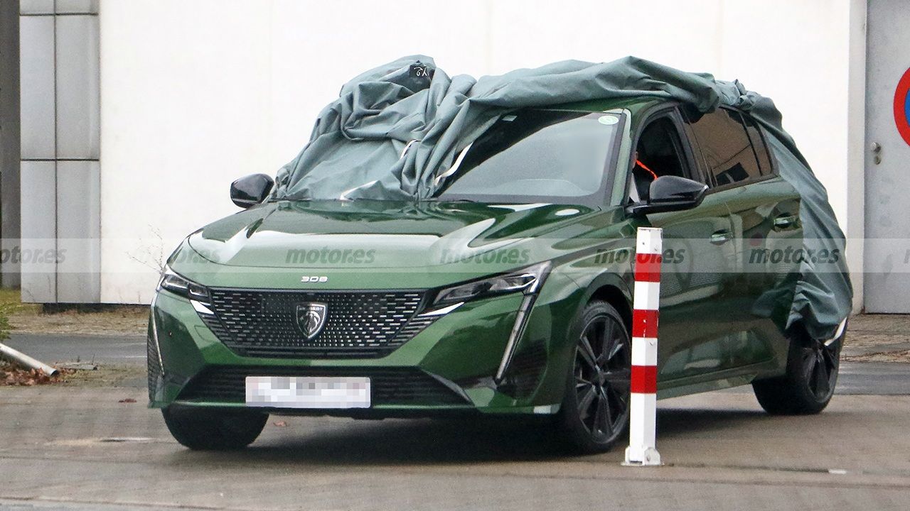 ¡Sin camuflaje! El nuevo Peugeot 308 2021 fotografiado al desnudo