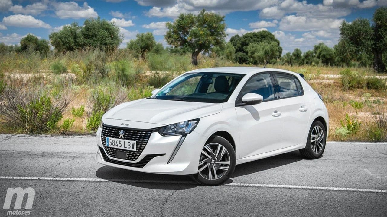 El Peugeot 208 menos potente y más equipado, ¿cuál es su precio? ¿Merece la pena?