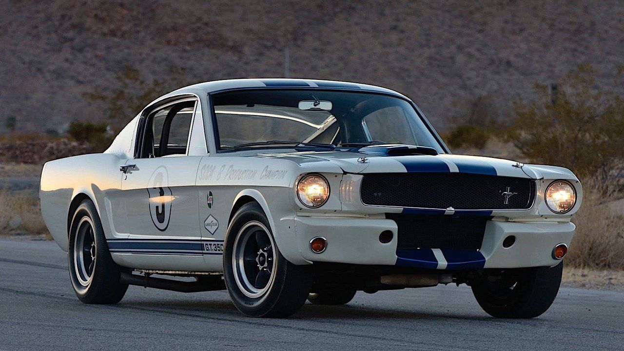 Un ejemplar muy destacado de los valiosos Shelby GT350R originales a subasta