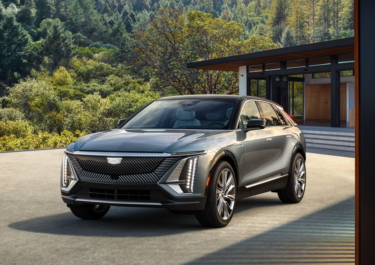 El Cadillac Lyriq 2023 desvelado en su variante definitiva de producción